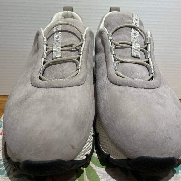 Authentic Prada slipper sneakers in soft grey suede - Picture 4 of 13
